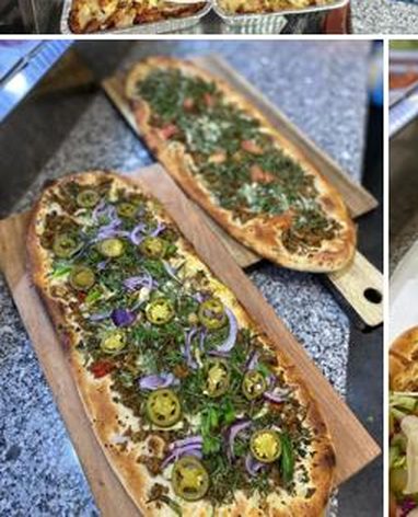 Lange pide op snijplank